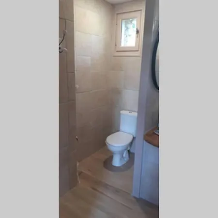 De La Petite Folie *