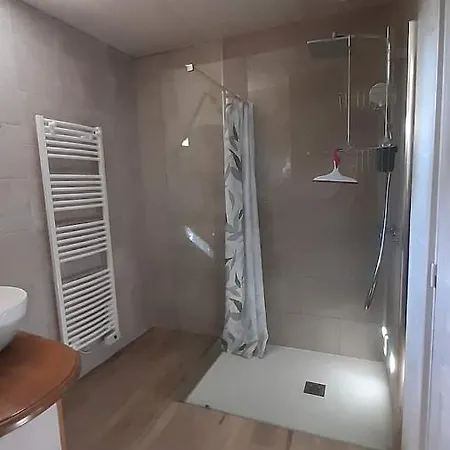 De La Petite Folie