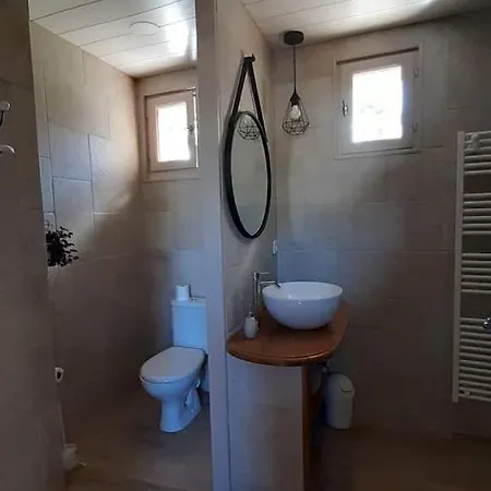 De La Petite Folie بيت للعطل *